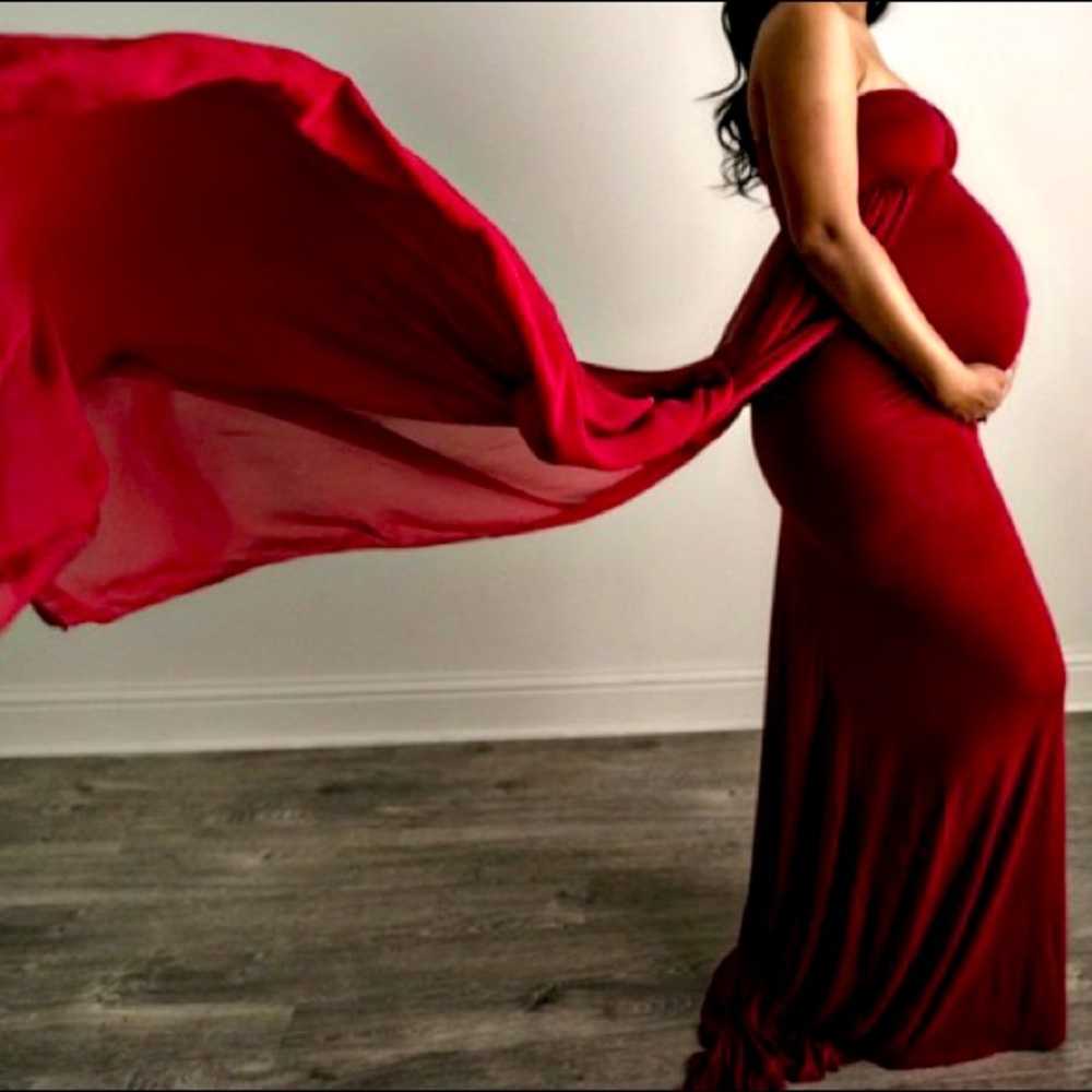 Red maternity dress